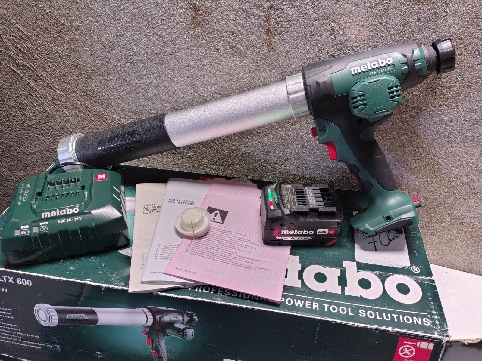 Te koop Metabo KPA18 LTX600 kitspuit incl accu en lader, Doe-het-zelf en Verbouw, Gereedschap | Boormachines, Nieuw, Boor- en Schroefmachine