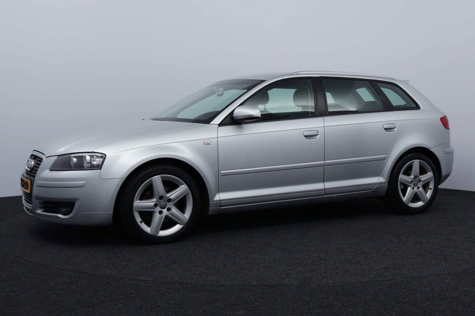 Audi A3 Sportback 2.0 TDI Attraction Pro Line Business/ 5-Dr, Voorwielaandrijving, 1345 kg, Stof, Gebruikt