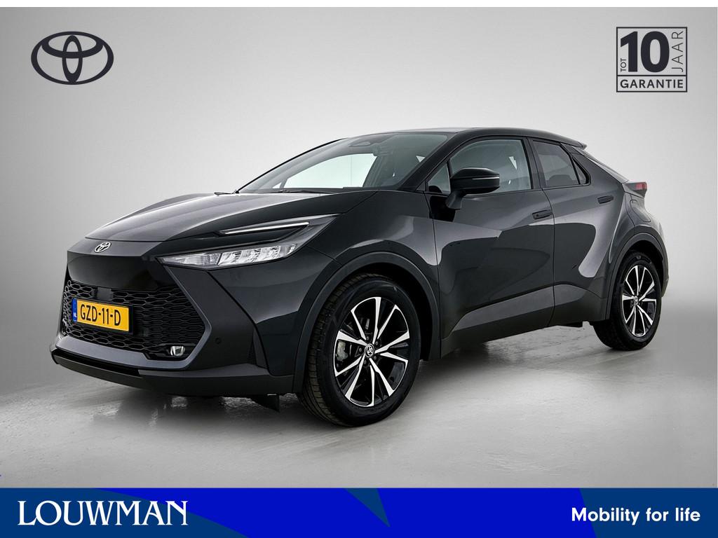 Toyota C-HR 1.8 Hybrid 140 Dynamic (bj 2025, automaat), 12 maanden, Stof, 4 cilinders, Zwart