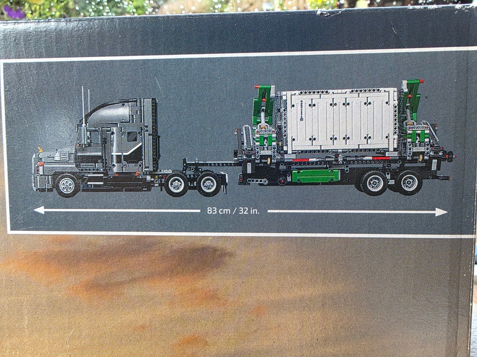 Foto 7 van LEGO Technic Mack Anthem 42078 - Zo goed als nieuw
