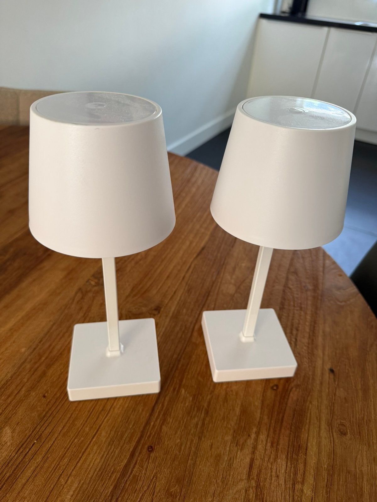 2 stuks LED lampjes op batterijen (3 standen), Huis en Inrichting, Lampen | Tafellampen, Ophalen, Zo goed als nieuw, Kunststof