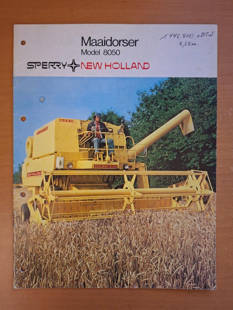 Folder Sperry New Holland maaidorser model 8050 Nederlands, Boeken, Verzenden, Gelezen, Tractor en Landbouw