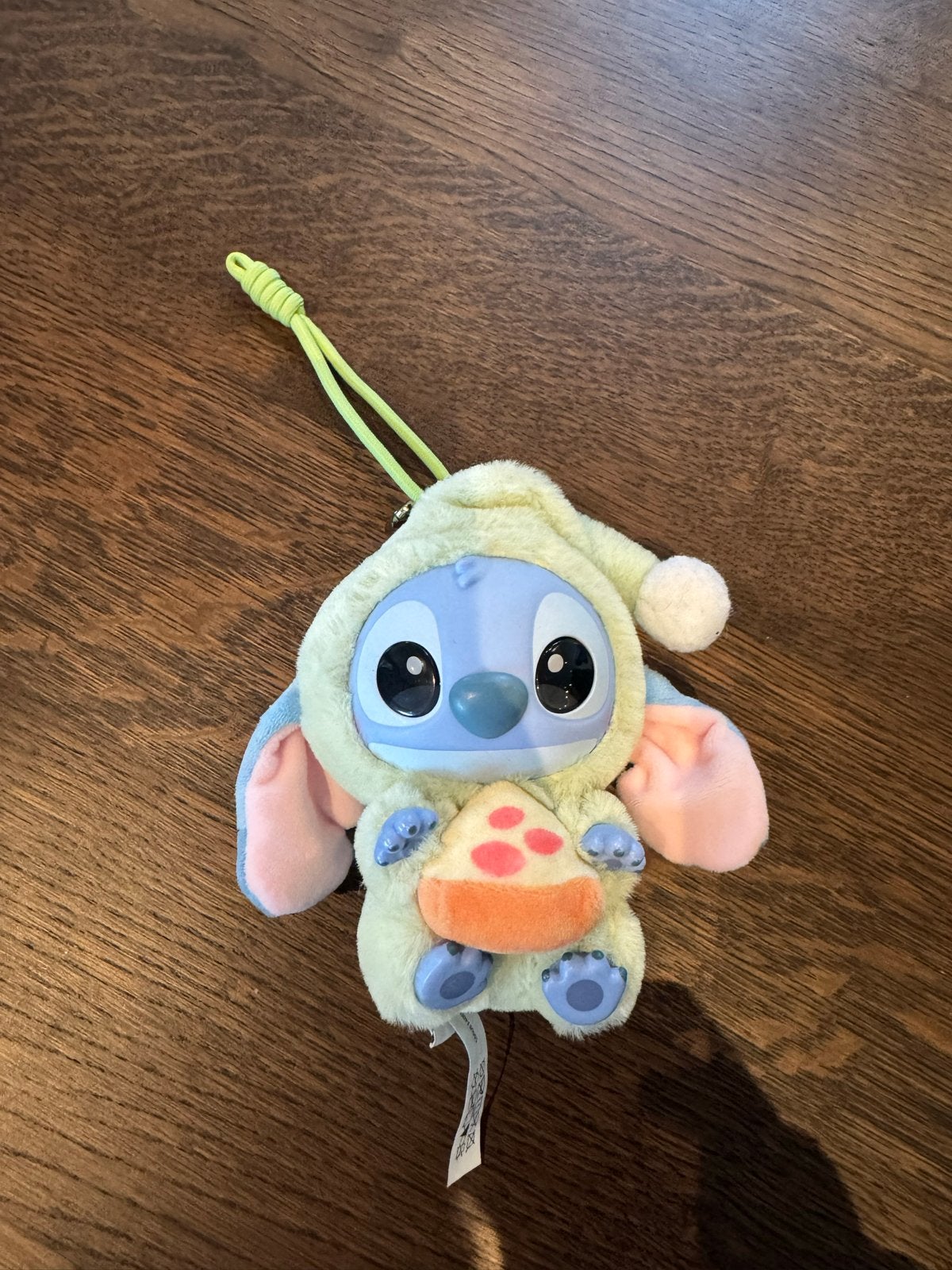 Disney Miniso Stitch knuffel met pizza sleutelhanger, Ophalen of Verzenden, Zo goed als nieuw, Knuffel of Figuurtje