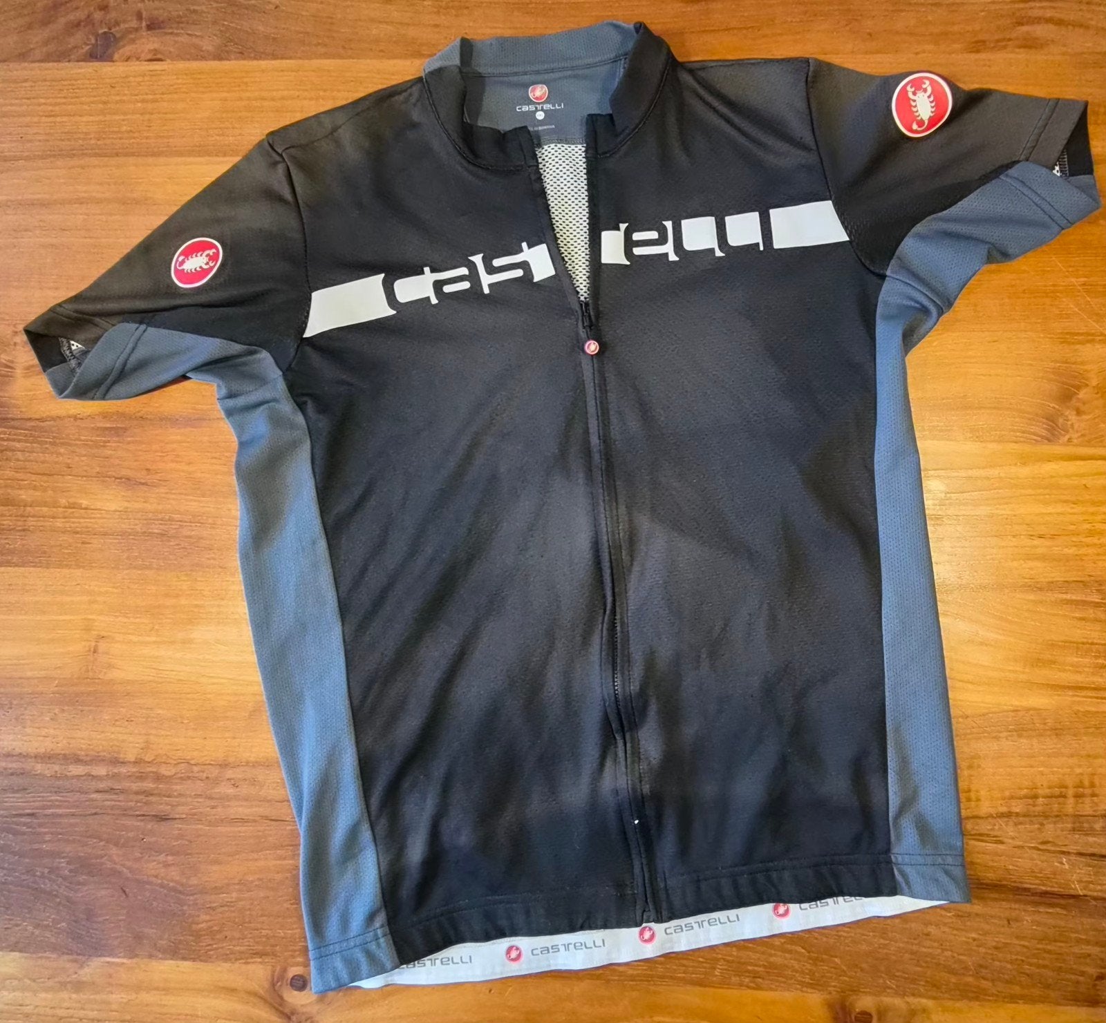 Castelli fietsshirt korte mouwen XXL - Zwart/Grijs, Fietsen en Brommers, Fietsaccessoires | Fietskleding, Castelli, Zo goed als nieuw