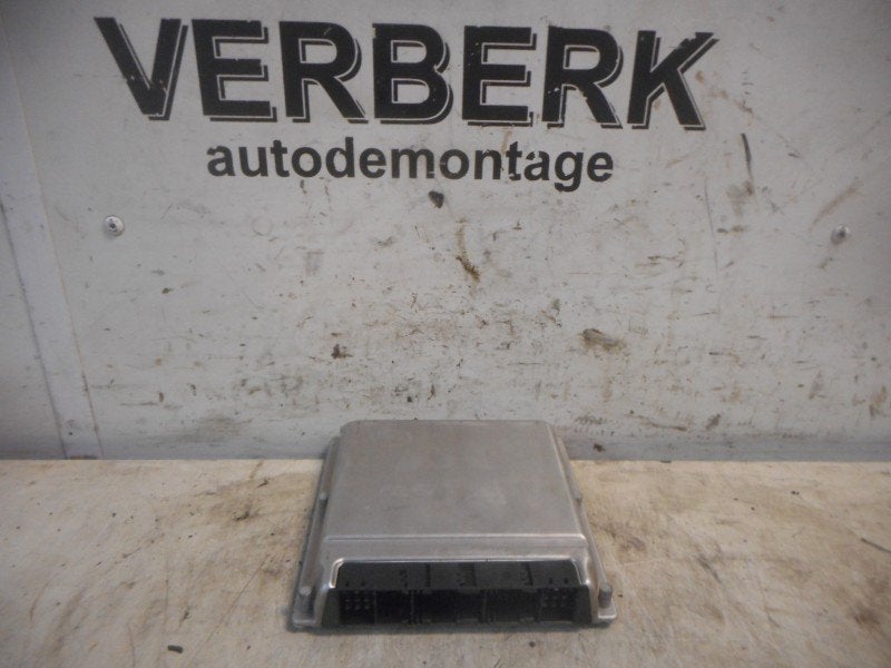 Computer Motor Mercedes-Benz C (W203) 2001 a6111537479, Gebruikt, Bosch Engineering GmbH, Mercedes-Benz, Robert-Bosch-Allee 1, Abstatt 74232, , Duitsland