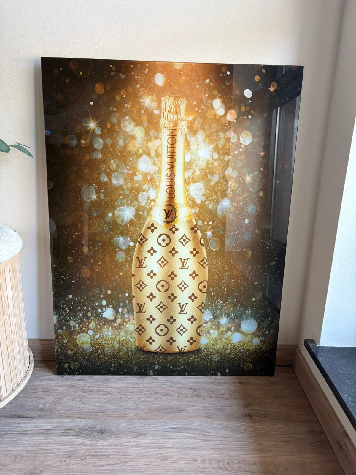 Plexiglas schilderij louis vuitton fles, Huis en Inrichting, Ophalen, Zo goed als nieuw, Schilderij
