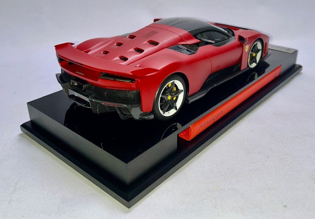 Ferrari F80 F1 2025 Racing Matt Rood 1:18 van Amalgam, Hobby en Vrije tijd, Modelauto's | 1:18, Ophalen of Verzenden, Nieuw, Auto