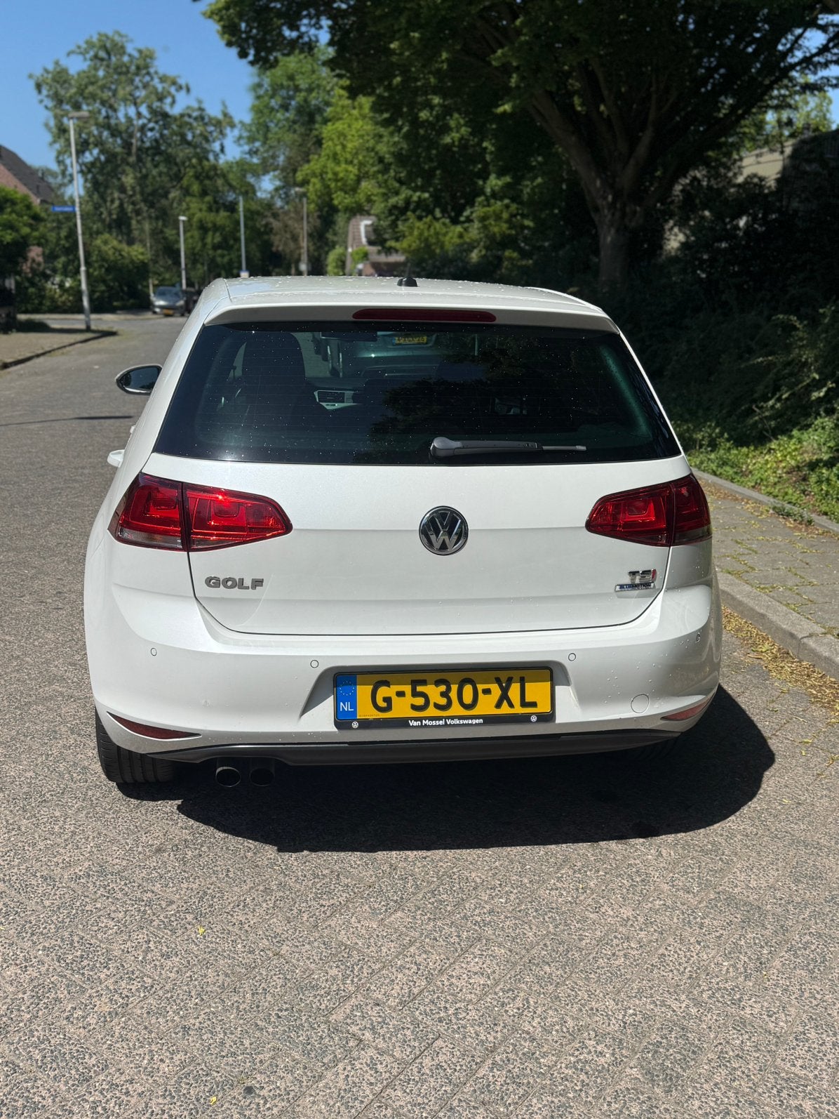 Volkswagen Golf 1.4 DSG Business Lounge Edition AUTOMAAT, 125 pk, 4 cilinders, Wit, 1395 cc