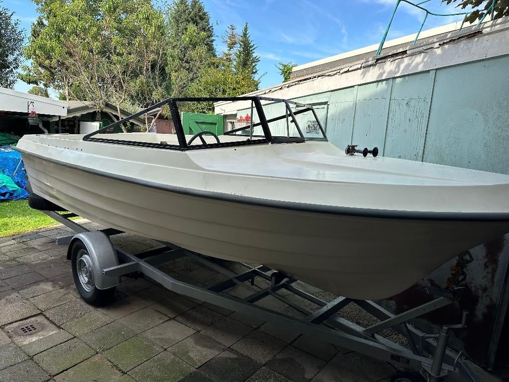 Boot project polyester vis / toer boot 5 mtr., Watersport en Boten, Bootonderdelen, Gebruikt, Overige typen, Motorboot, Ophalen