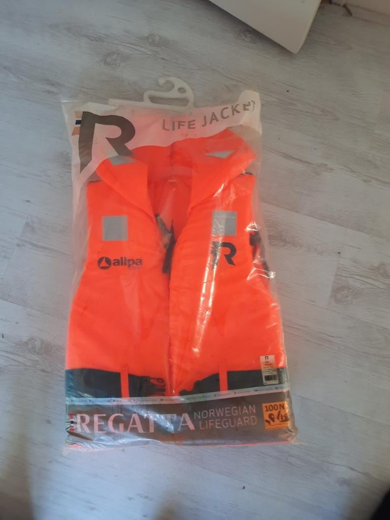 Regatta Zwemvest / Reddingsvest 70-90 kg, Nieuw, Ophalen of Verzenden, Regatta, Dame of Heer