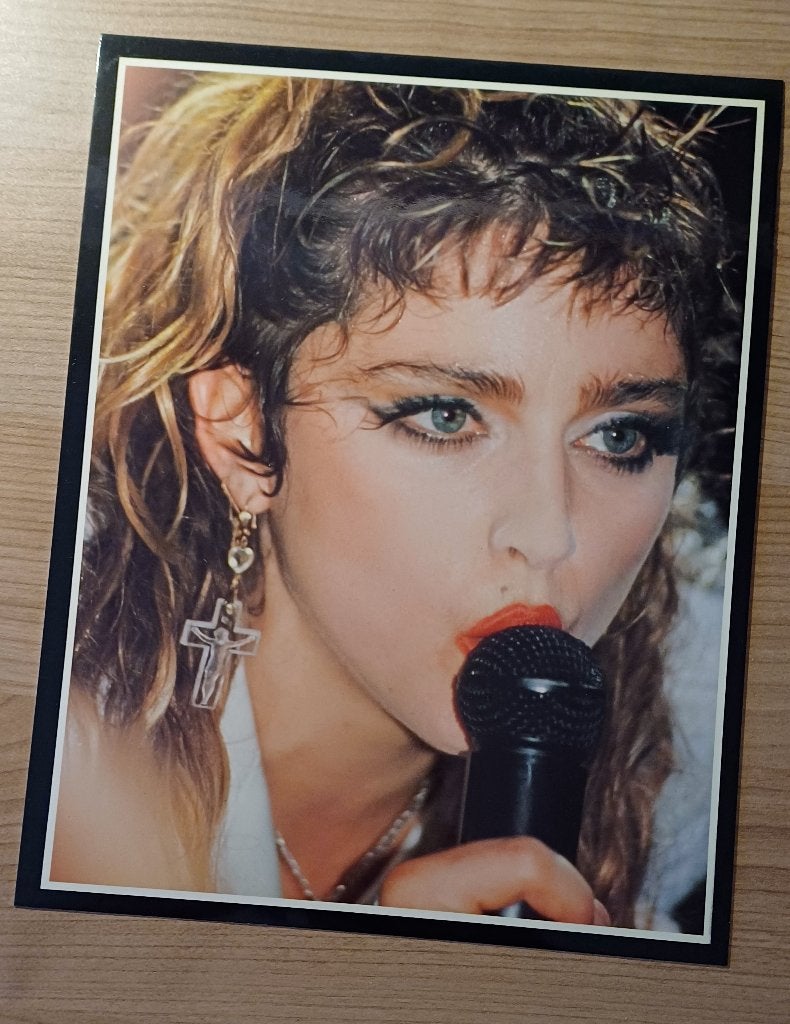 Madonna foto kaart - the virgin tour, Verzamelen, Verzenden, 1980 tot heden, Zo goed als nieuw, Overige onderwerpen
