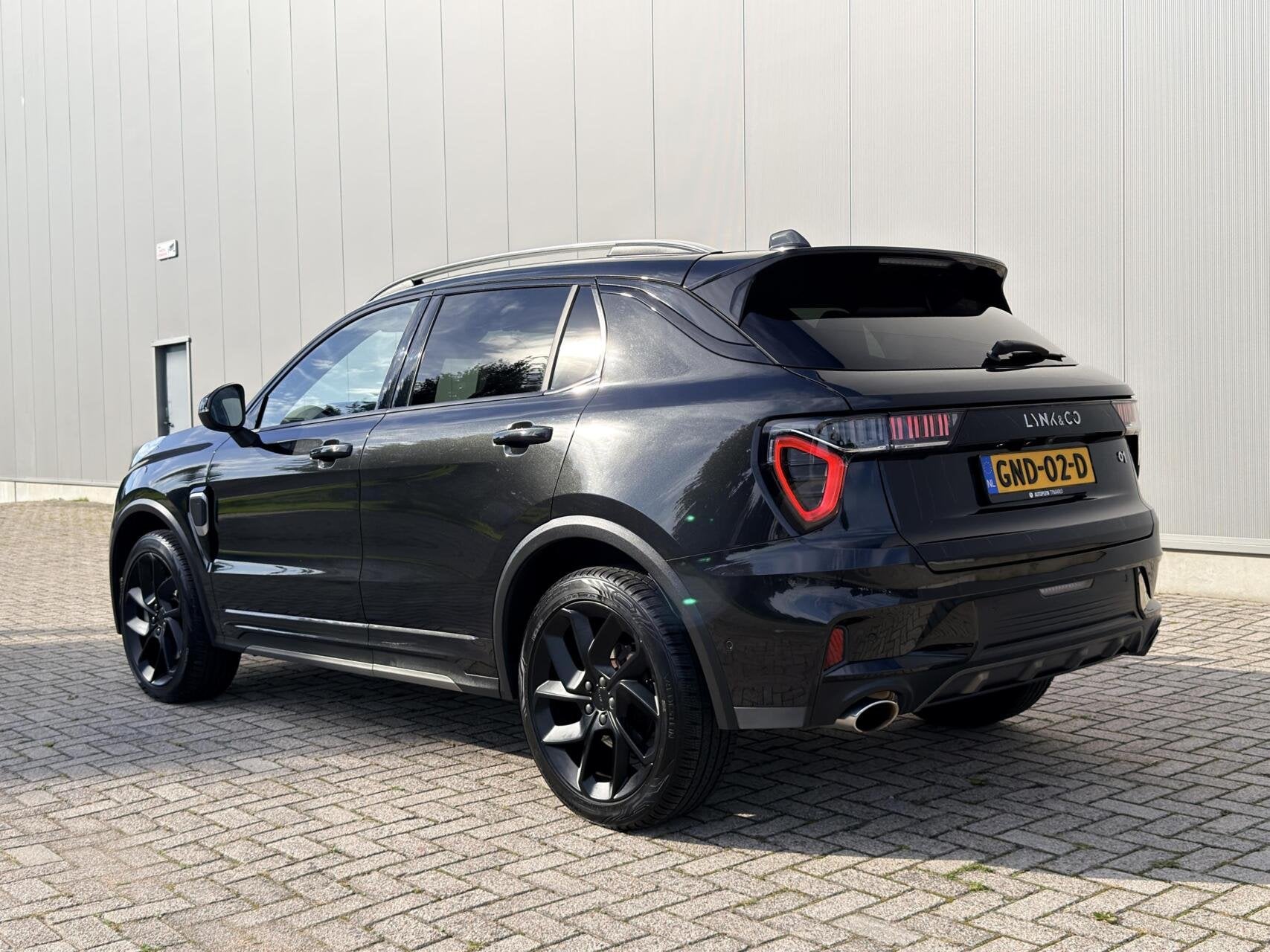 Lynk & Co 01 1.5 Black Edition Carplay|Panoramadak|360 Camer, Euro 6, Met garantie (alle), Zwart, Plug-in hybride