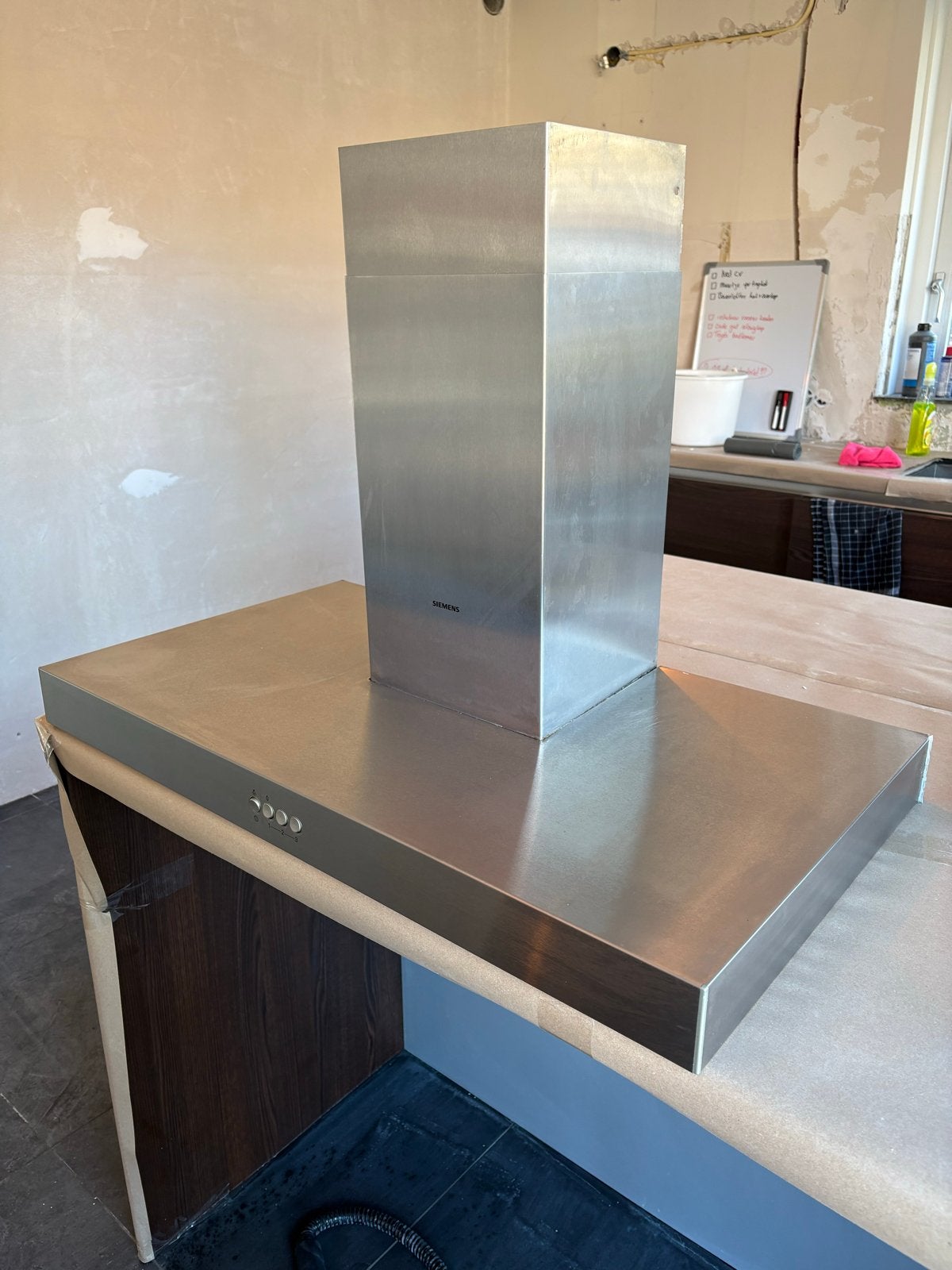 Siemens Afzuigkap LC957BA20 - 90x50x7,5 cm met afsluitstuk, Ophalen, Gebruikt, Vrijstaand, Motor