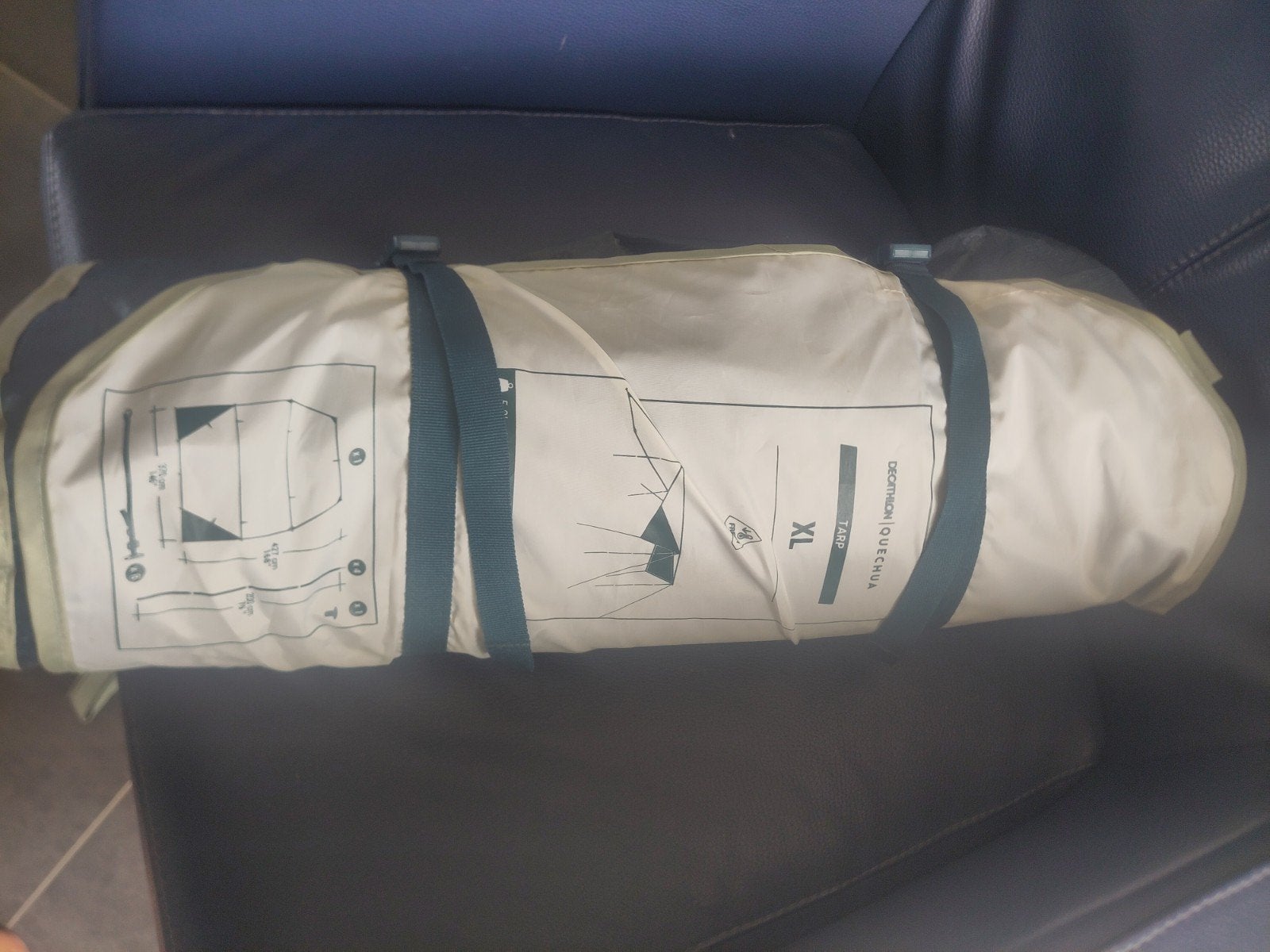 Quechua Tarp XL - Veelzijdige Beschutting voor Buiten, Ophalen of Verzenden, Zo goed als nieuw