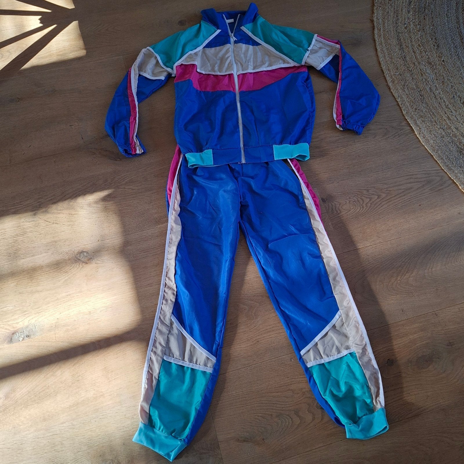 fout trainingspak 80's 90's retro gabber M, Maat 38/40 (M), Verzenden, Overige thema's, Kleding