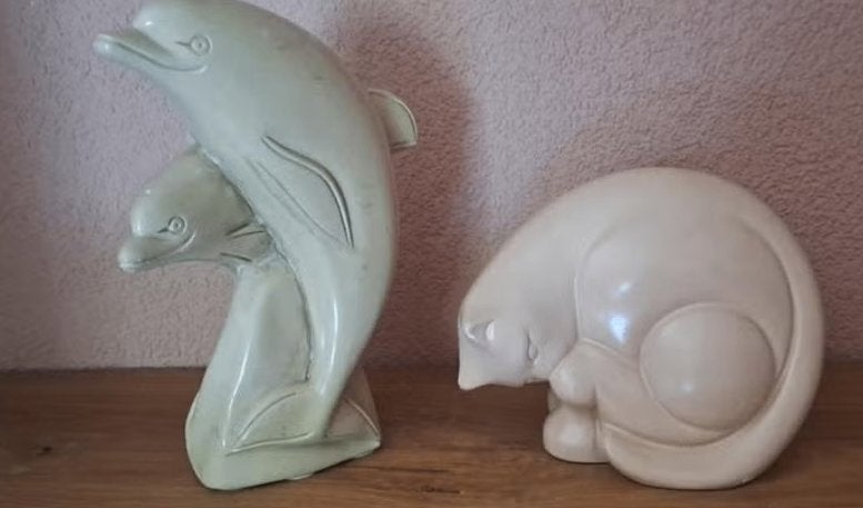 Decoratieve zware beelden : dolfijnen en kat, Minder dan 20 cm, Ophalen of Verzenden, Zoogdier, Steen of Keramiek