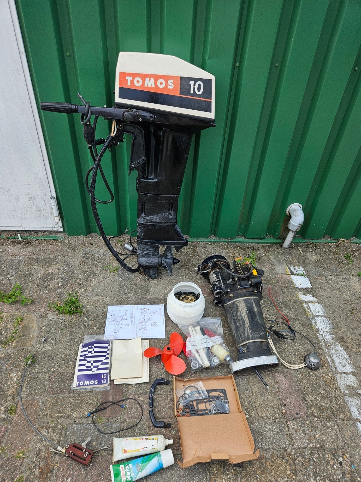 Tomos 10pk elektrische start langstaart 2-takt, Ophalen, Benzine, Elektrische start