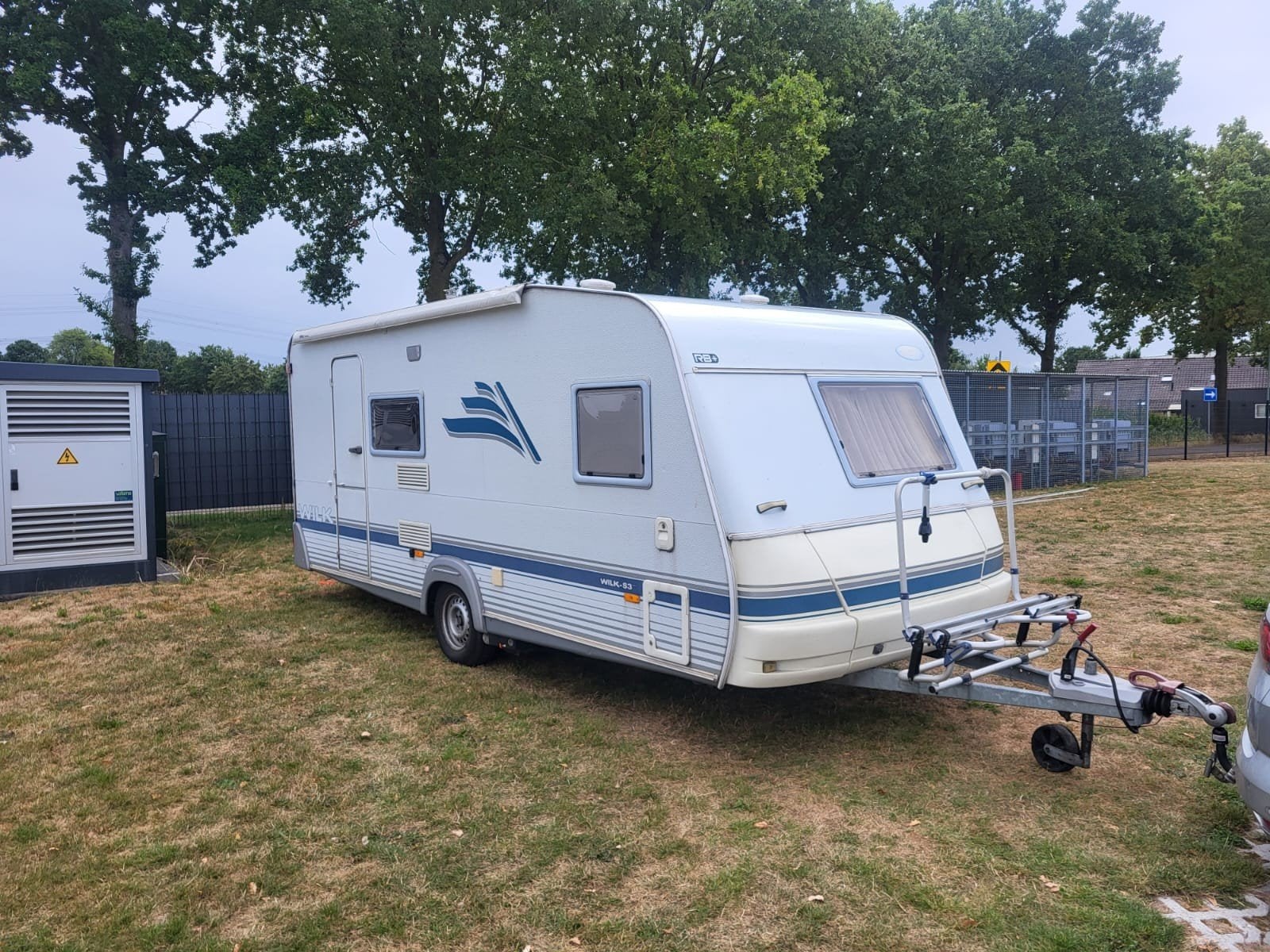 Wilk S500 – 6 slaapplaatsen – mover – voortent – airco, 7 tot 8 meter, Treinzit, Particulier, Kachel