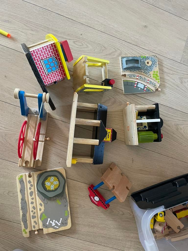 Houtentreinbaan, Kinderen en Baby's, Speelgoed | Thomas de Trein, Ophalen of Verzenden, Gebruikt
