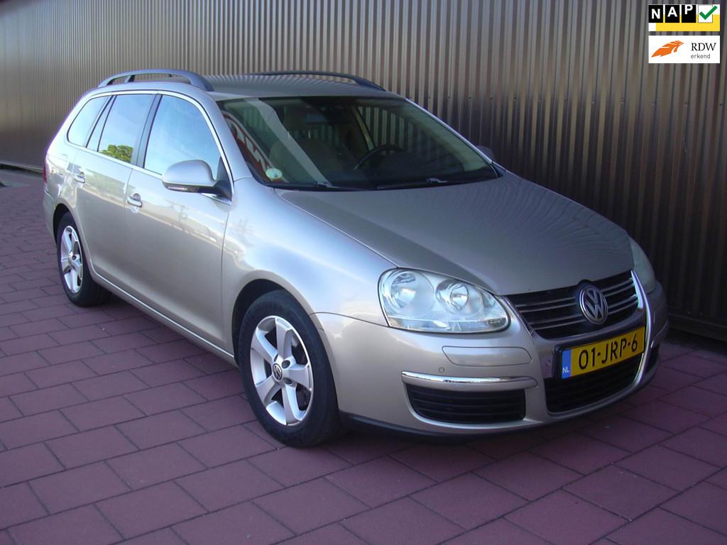 Volkswagen Golf Variant 1.4 TSI Comfortline, Gebruikt, 4 cilinders, Metallic lak, Beige