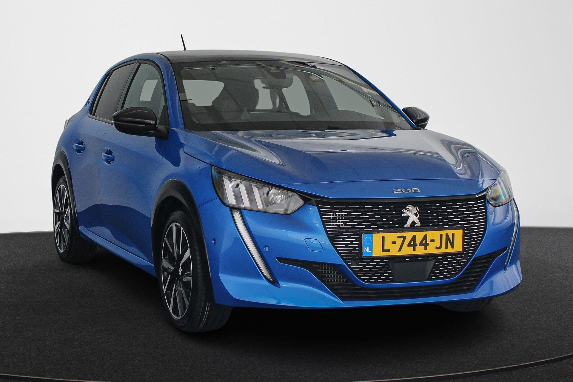 Peugeot 208 1.2 PureTech GT Pack Panoramadak Stoelverwarming, Auto's, Voorwielaandrijving, 101 pk, Gebruikt, Euro 6