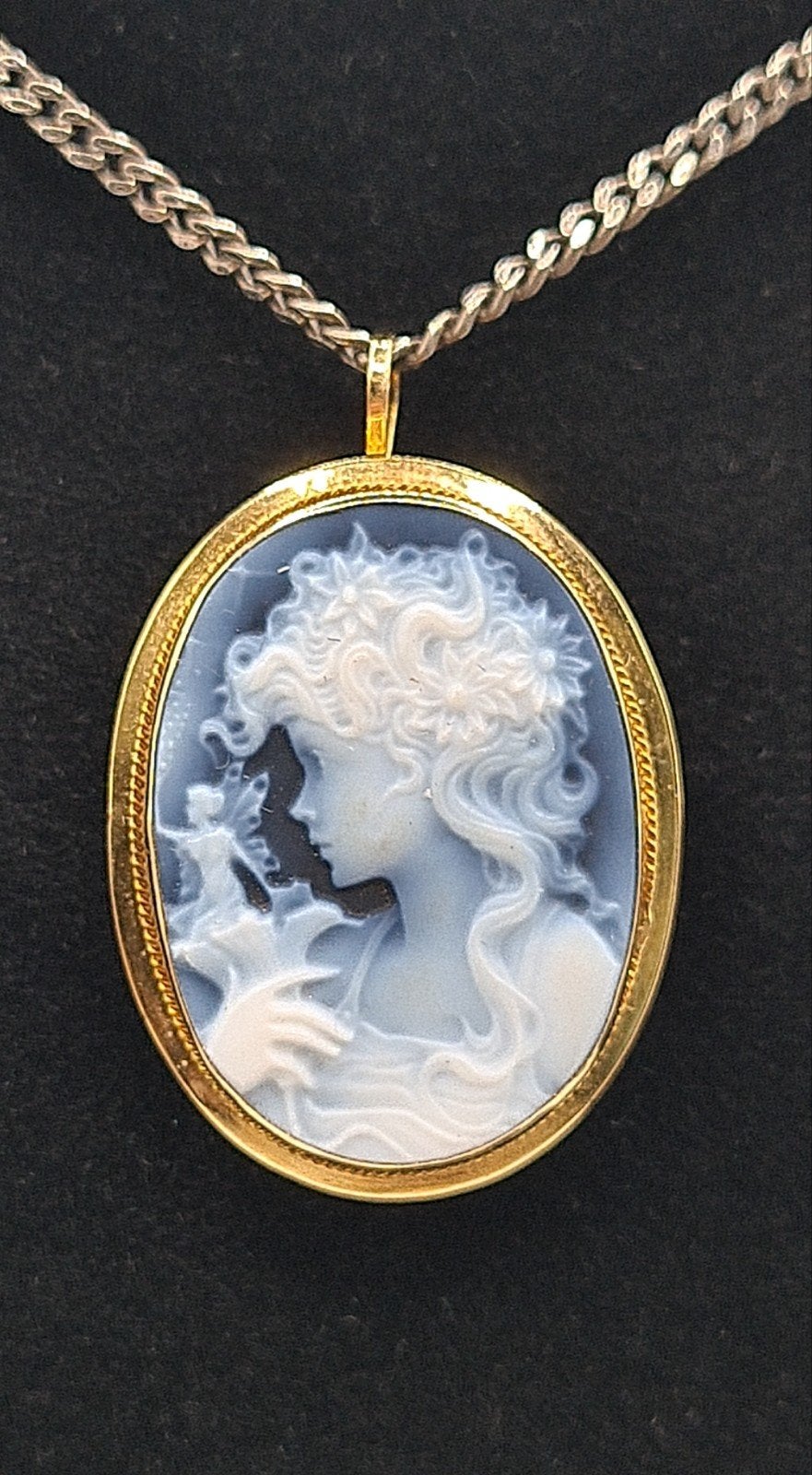 18k 750 gouden camee van blauwe agaat
Broche en hanger, Ophalen of Verzenden, Zo goed als nieuw, Blauw, Goud