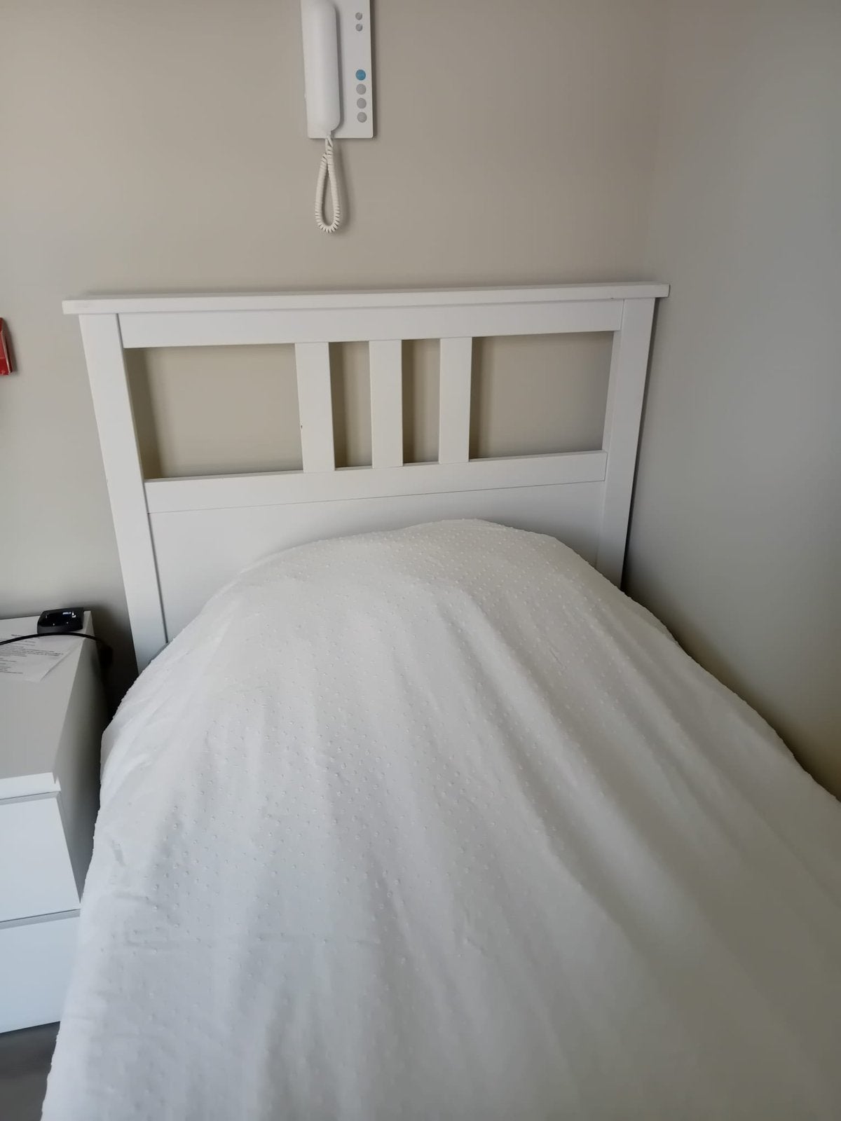 Bed met nachtkastje, Huis en Inrichting, Ophalen, Gebruikt, Eenpersoons