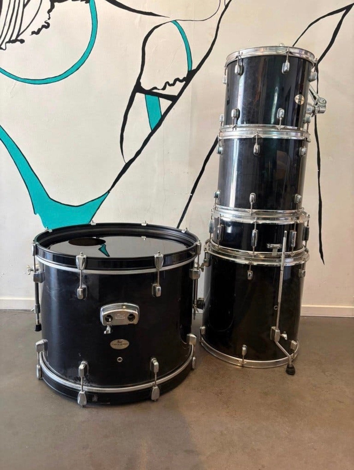 Compleet Pearl Forum Serie drumstel (excl. bekkens), Ophalen, Gebruikt