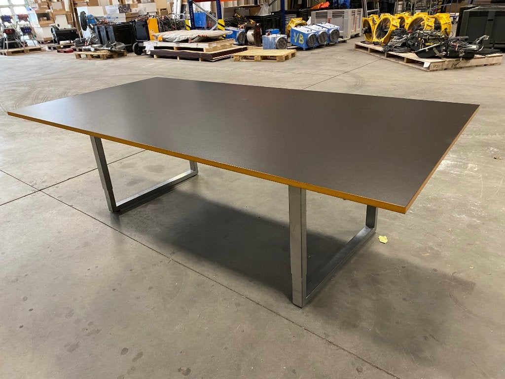 Mooie vergader/ eettafel, Ophalen, 100 tot 150 cm, 200 cm of meer, Zo goed als nieuw