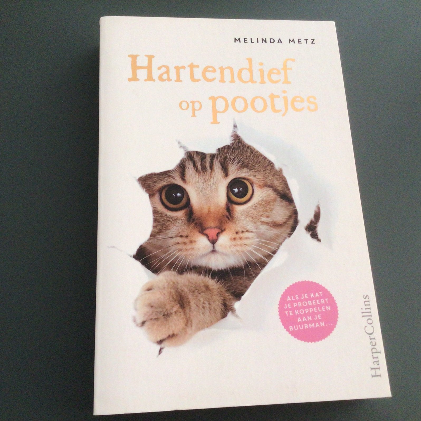 Melinda Metz - Hartendief op pootjes, Ophalen of Verzenden, Zo goed als nieuw, Melinda Metz, Katten