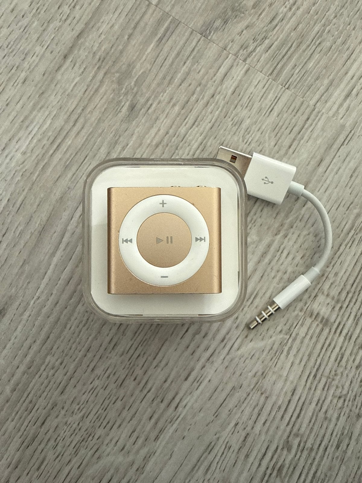 Apple iPod Shuffle 4e generatie - Goud, Audio, Tv en Foto, Mp3-spelers | Apple iPod, Ophalen, Minder dan 2 GB, Zo goed als nieuw