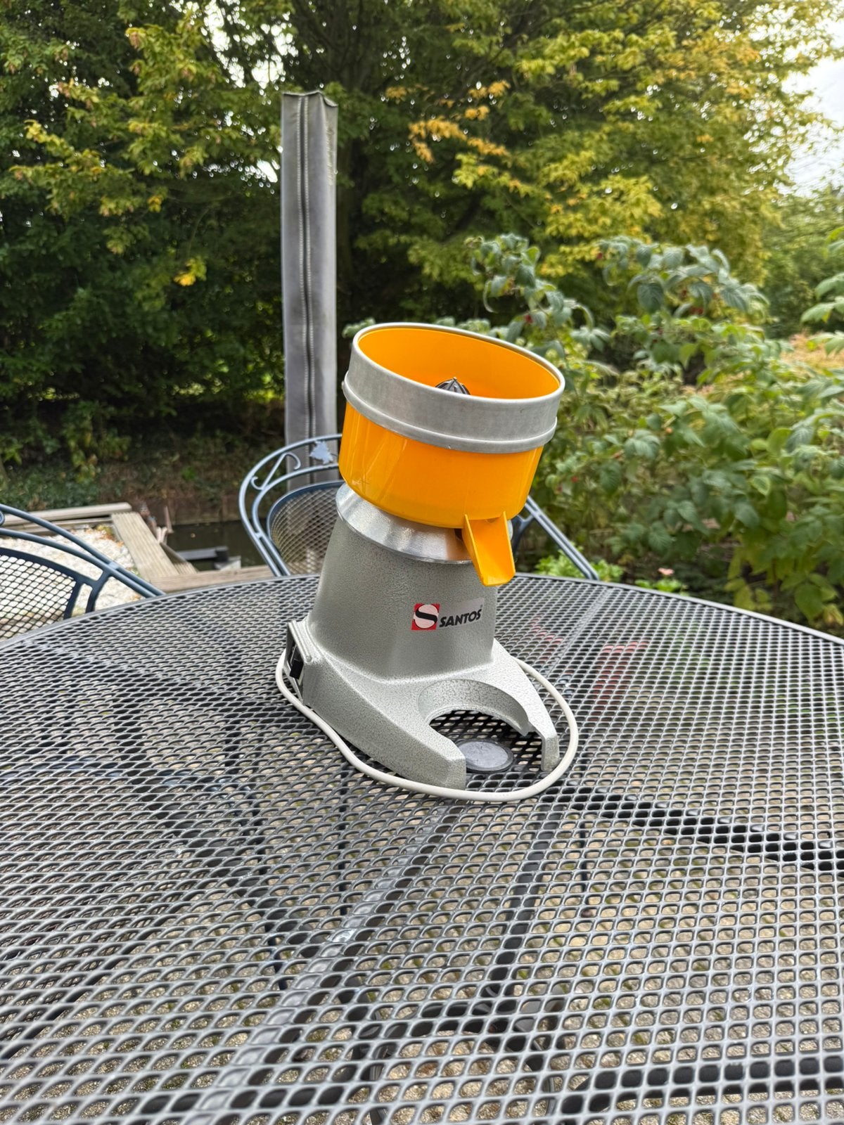 Fraaie vintage Santos sinaasa pers model 11, Ophalen of Verzenden