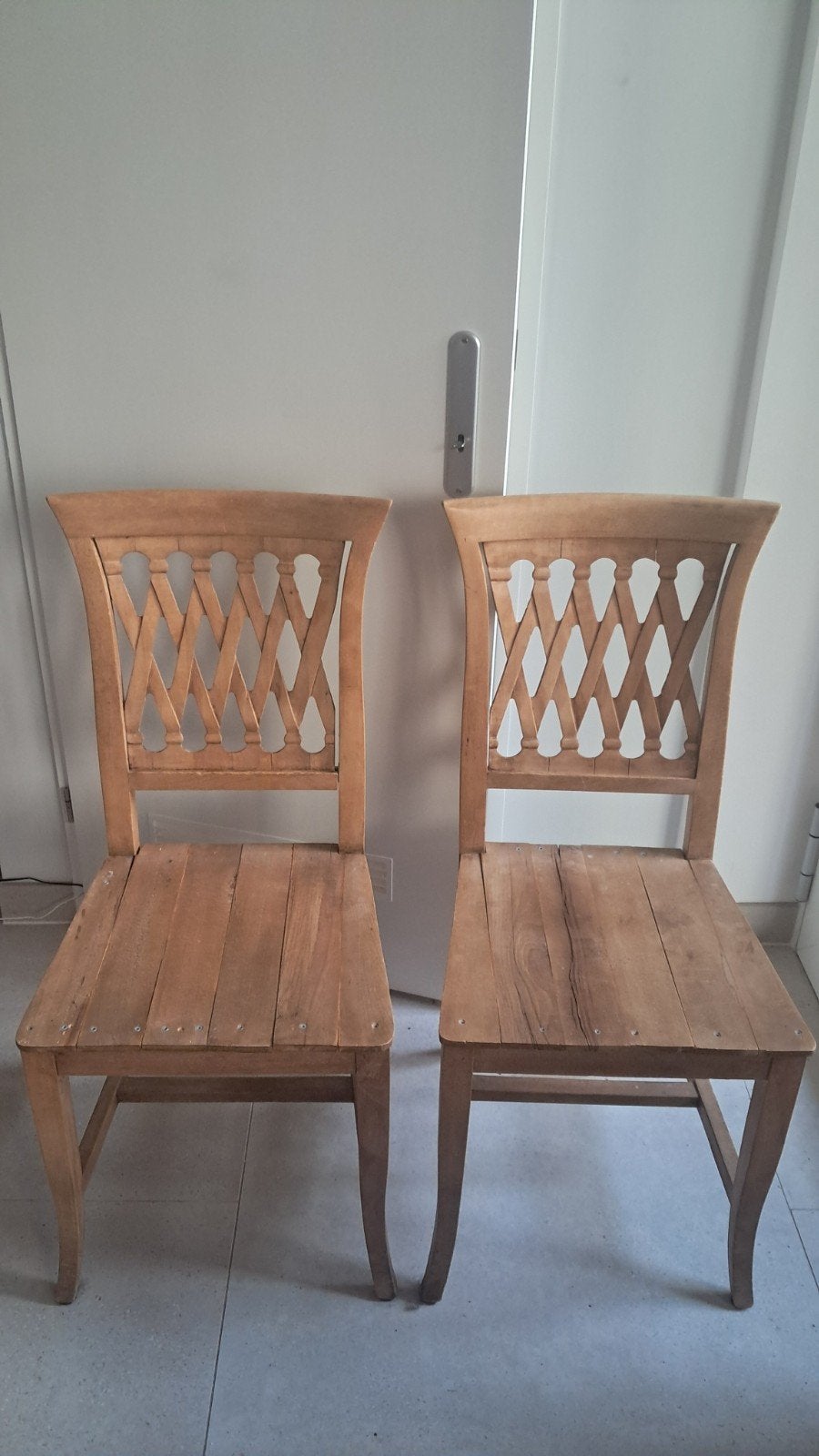 Set van 4 houten stoelen, Huis en Inrichting, Ophalen, Gebruikt, Twee, Bruin