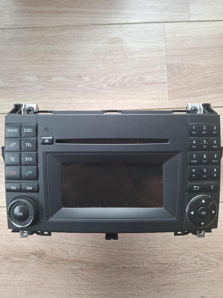 Mercedes Audio 20 head unit uit Vito W639, Ophalen of Verzenden, Gebruikt, Mercedes-Benz
