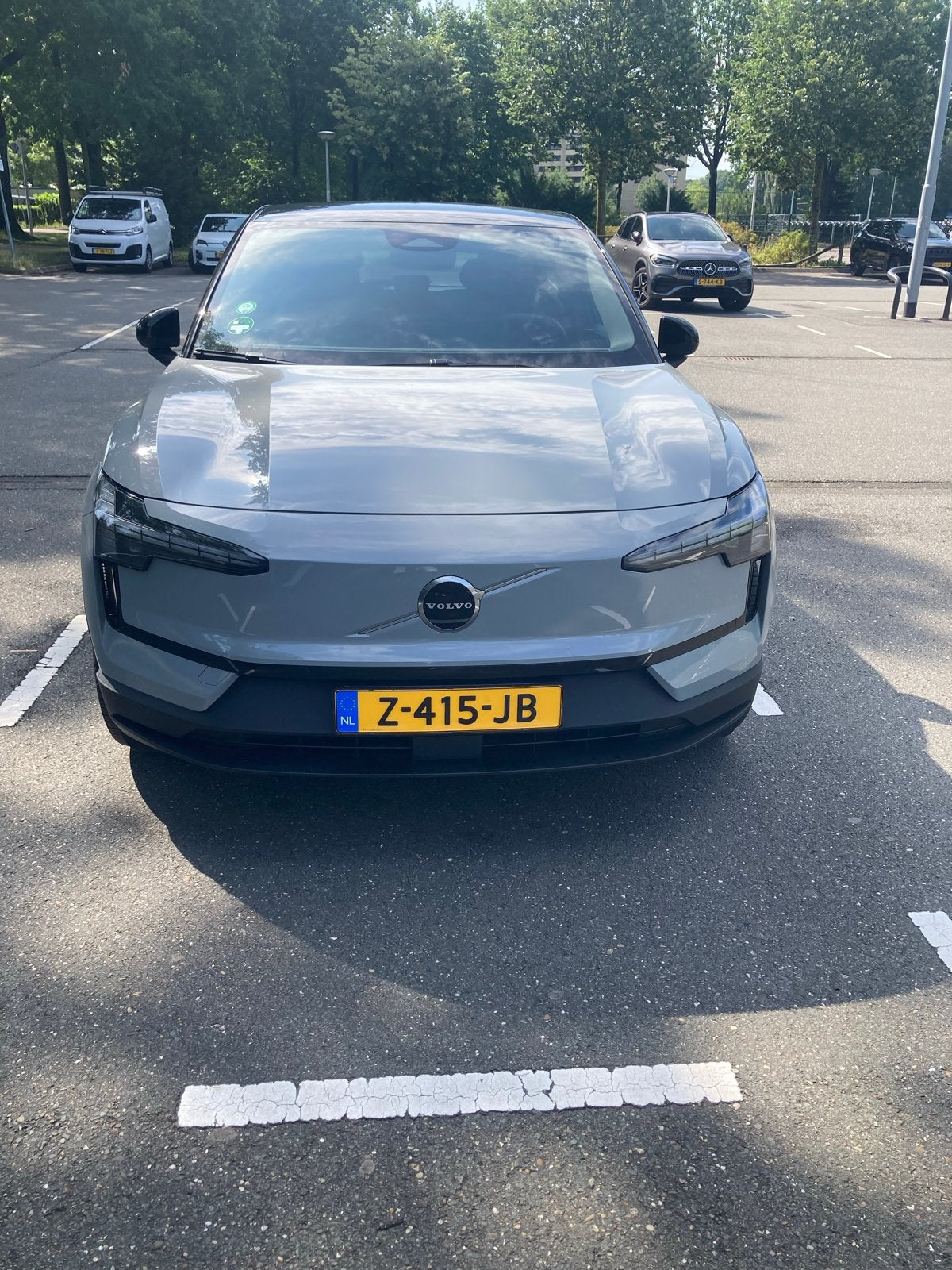 Volvo EX30 Single Motor Extended 69kWh 2024 Grijs, Auto's, Volvo, Particulier, EX30, ABS, Achteruitrijcamera, Adaptieve lichten
