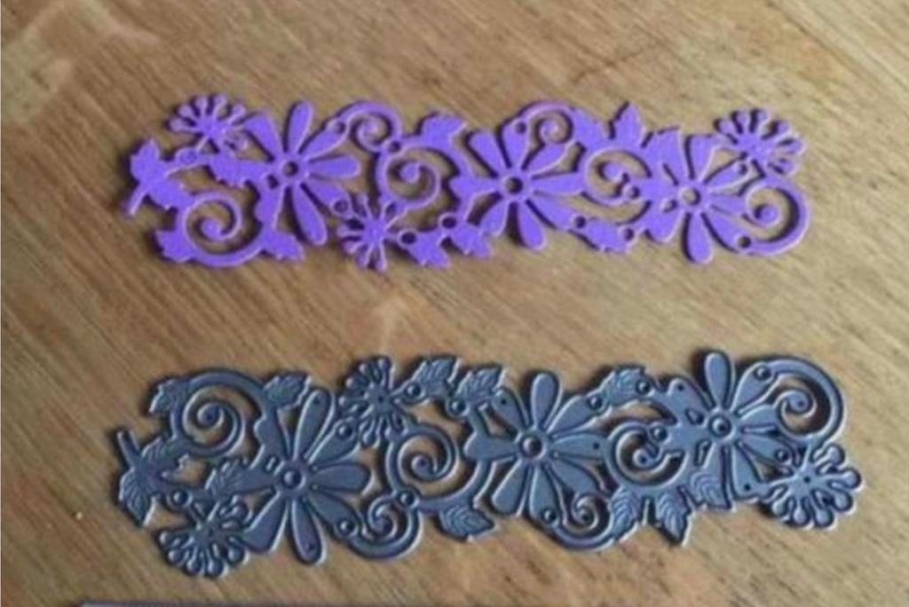 Snijmal rand met bloemetjes van Amy design 922, Ophalen of Verzenden, Zo goed als nieuw, Pons of Mal