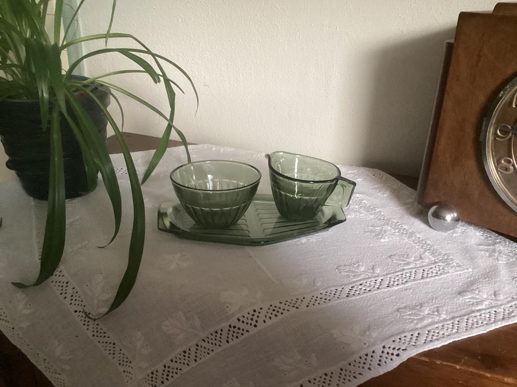 Neerlandia roomstelletje, Antiek en Kunst, Antiek | Glas en Kristal, Ophalen of Verzenden