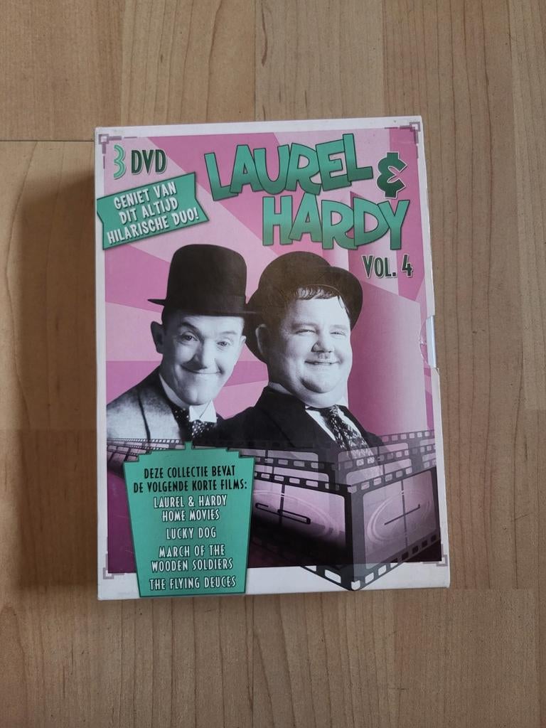 Laurel & Hardy DVD Boxset - Vol. 4 (3 DVD's), Gebruikt, Alle leeftijden, Ophalen of Verzenden, Boxset