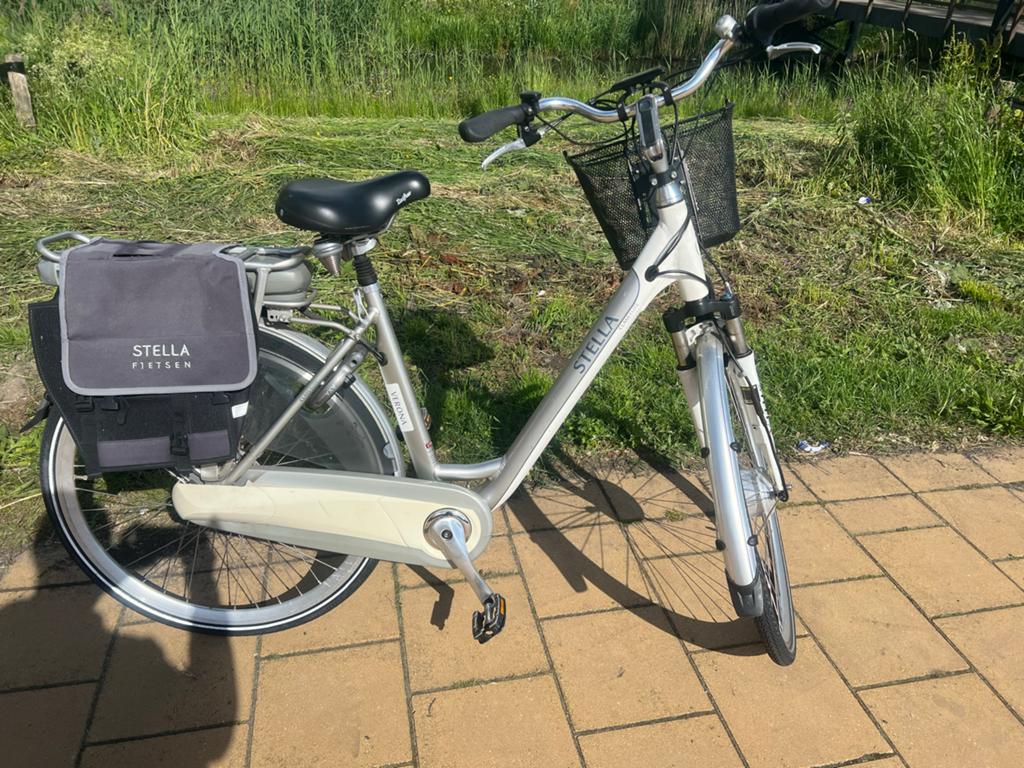 Stella Verona elektrische fiets met mand en fietstassen, Overige merken, Gebruikt, Ophalen of Verzenden, 51 tot 55 cm