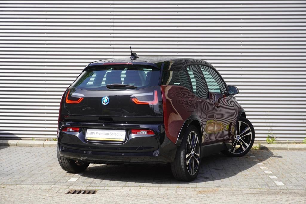 BMW i3 | Unique Forever Edition | Sportpakket | Achteruitrij, Automaat, Gebruikt, Multifunctioneel stuurwiel, Met garantie (alle)