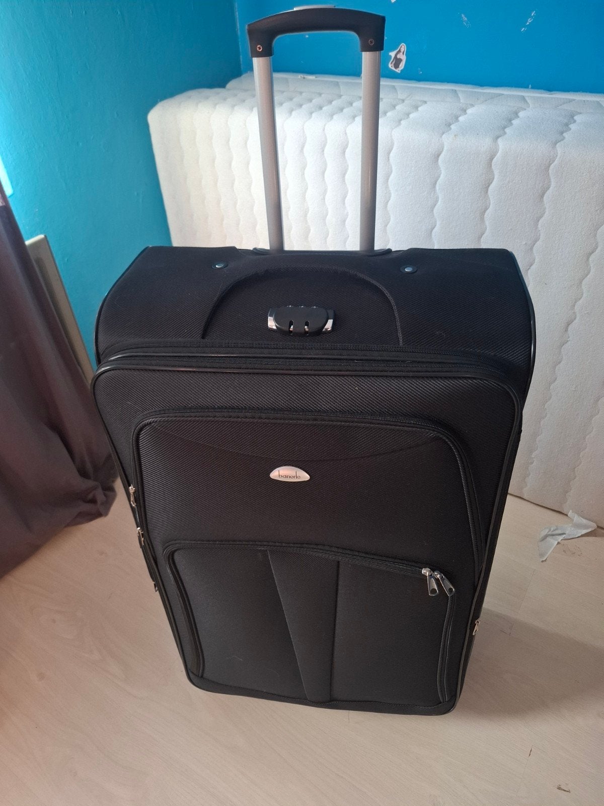 Nieuwe grote koffer, Sieraden, Tassen en Uiterlijk, Koffers, Overige materialen, 50 tot 60 cm, Nieuw, 35 tot 45 cm