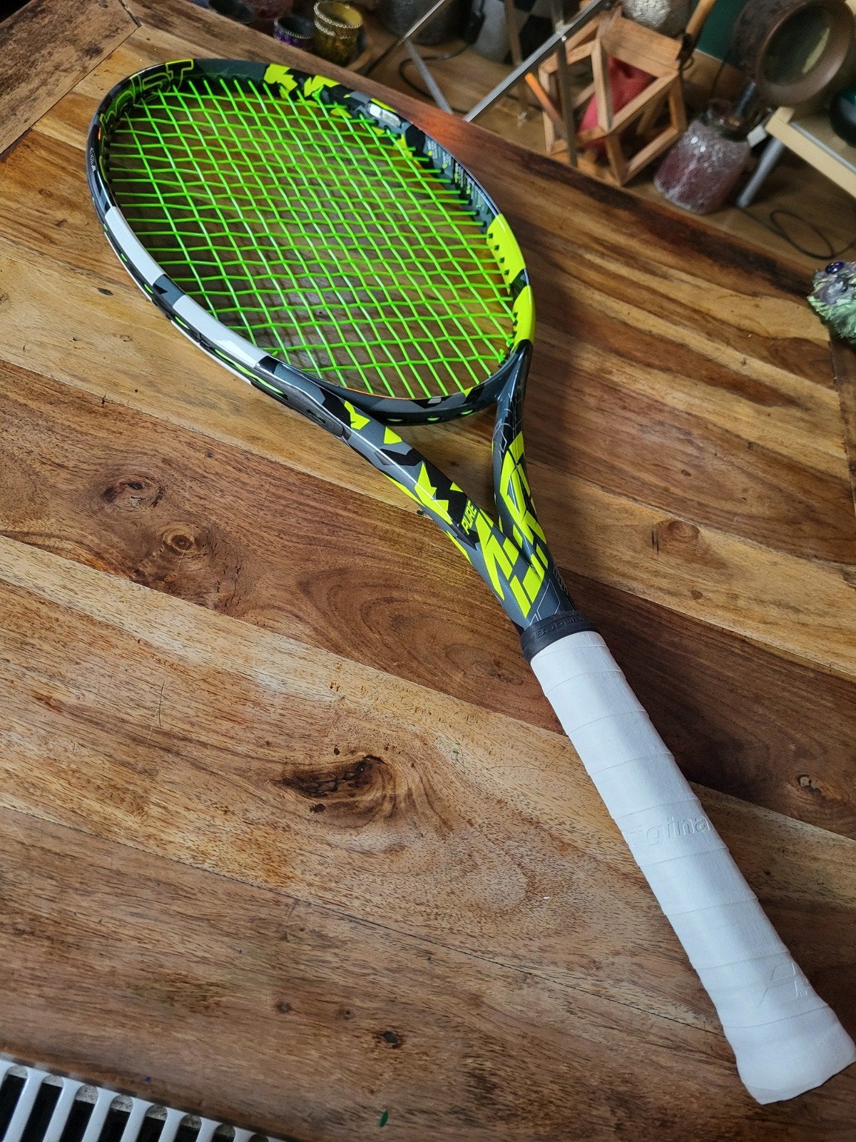 Gloednieuwe Babolat Pure Aero 98 – Onbespeeld & Speelklaar!, Sport en Fitness, L1, Nieuw, Ophalen of Verzenden, Racket