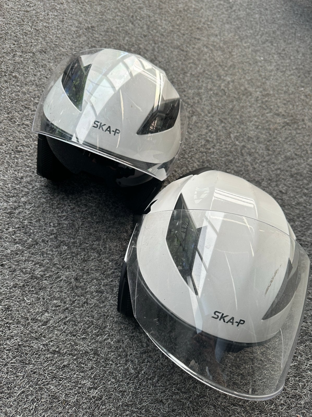 2x scooter/motor helm goede staat, Ophalen, Zo goed als nieuw