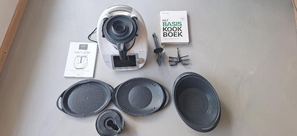 Thermomix TM6 - Compleet, klaar voor gebruik, Ophalen, Gebruikt, 3 snelheden of meer, 2 tot 3 liter