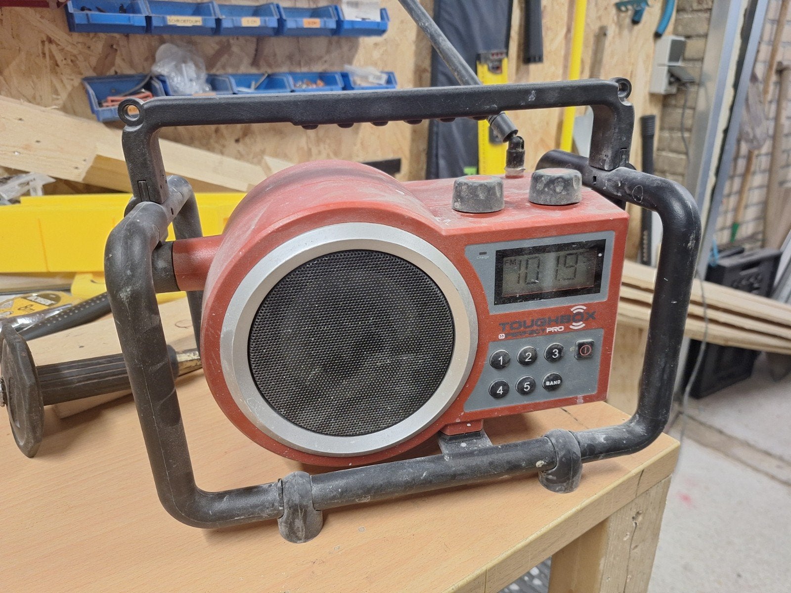 Perfect Pro Toughbox Bouwradio - Robuust en Betrouwbaar, Audio, Tv en Foto, Radio's, Ophalen of Verzenden, Gebruikt, Bouwradio