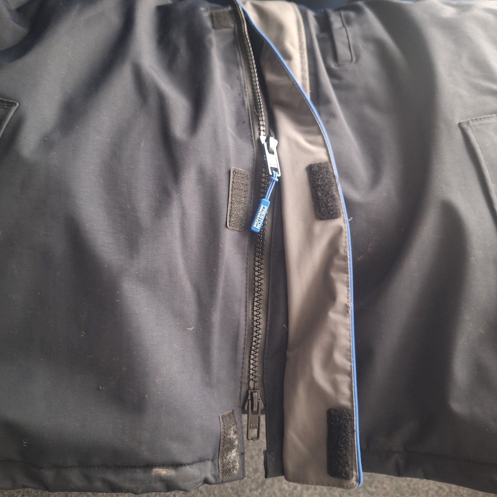 Preston Innovations Celcius Winterjas - Maat XL, Preston Innovations, Blauw, Maat 56/58 (XL), Ophalen of Verzenden