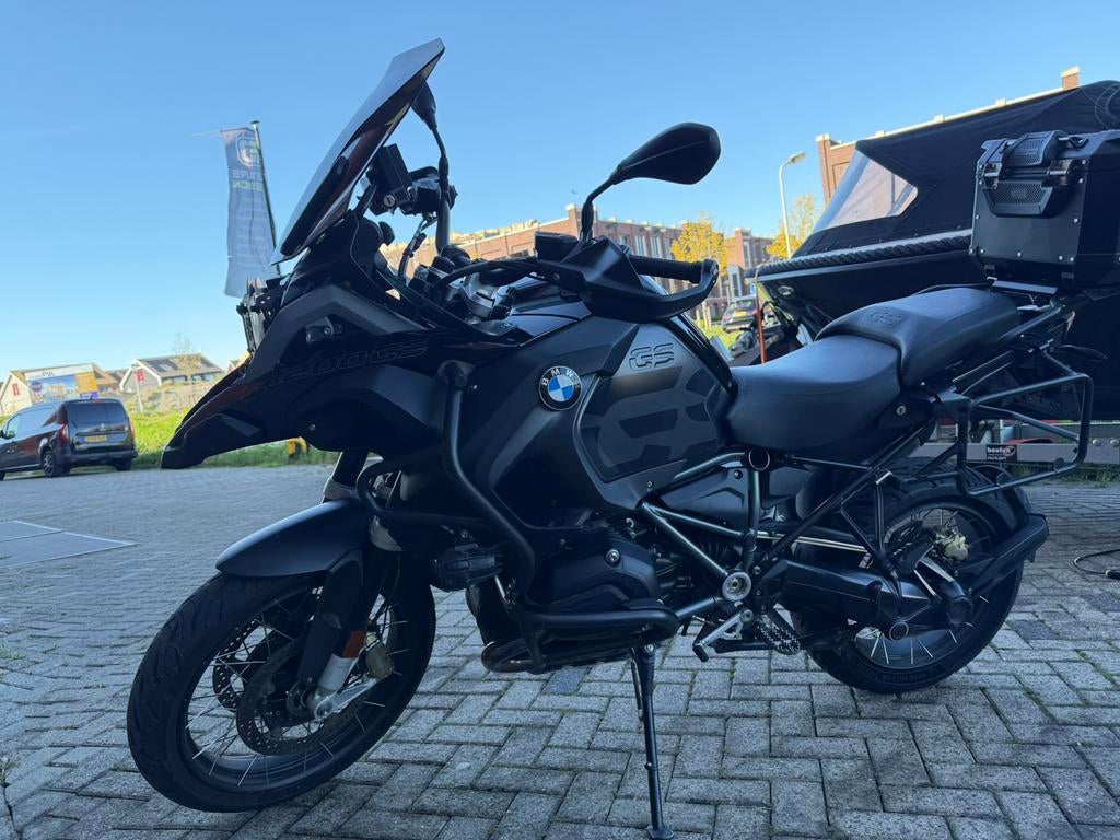 BMW R1200GS ADVENTURE TRIPLE BLACK (2018), Motoren, 2 cilinders, Motorrijbewijs A, Gebruikt, Particulier