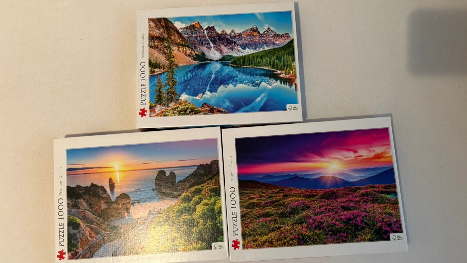 3 Trefl puzzels, Ophalen of Verzenden, 500 t/m 1500 stukjes, Zo goed als nieuw, Legpuzzel