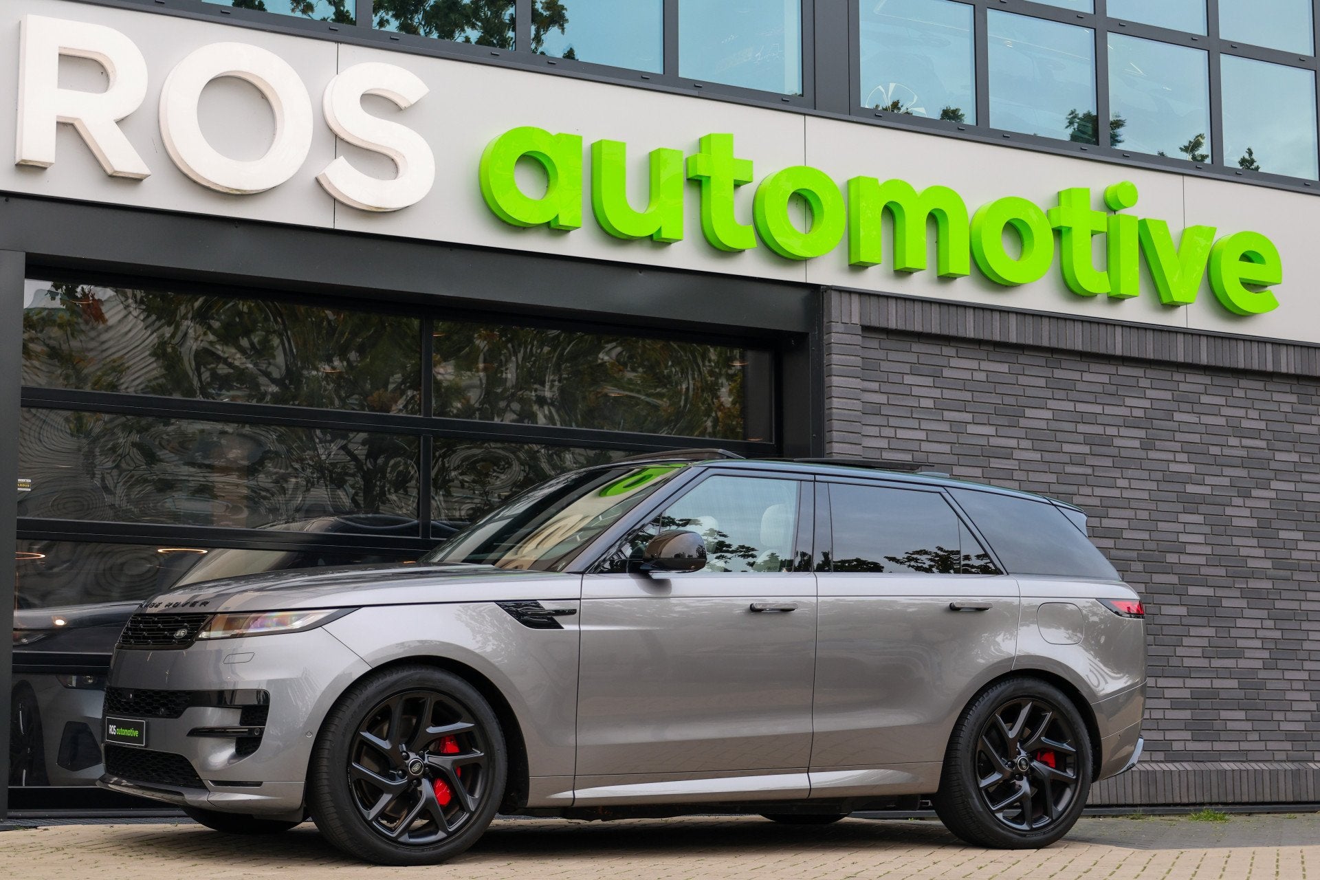 Land Rover Range Rover Sport 3.0 P440e Dynamic HSE | BTW! |, Auto's, Automaat, Dealer onderhouden, Gebruikt, Euro 6