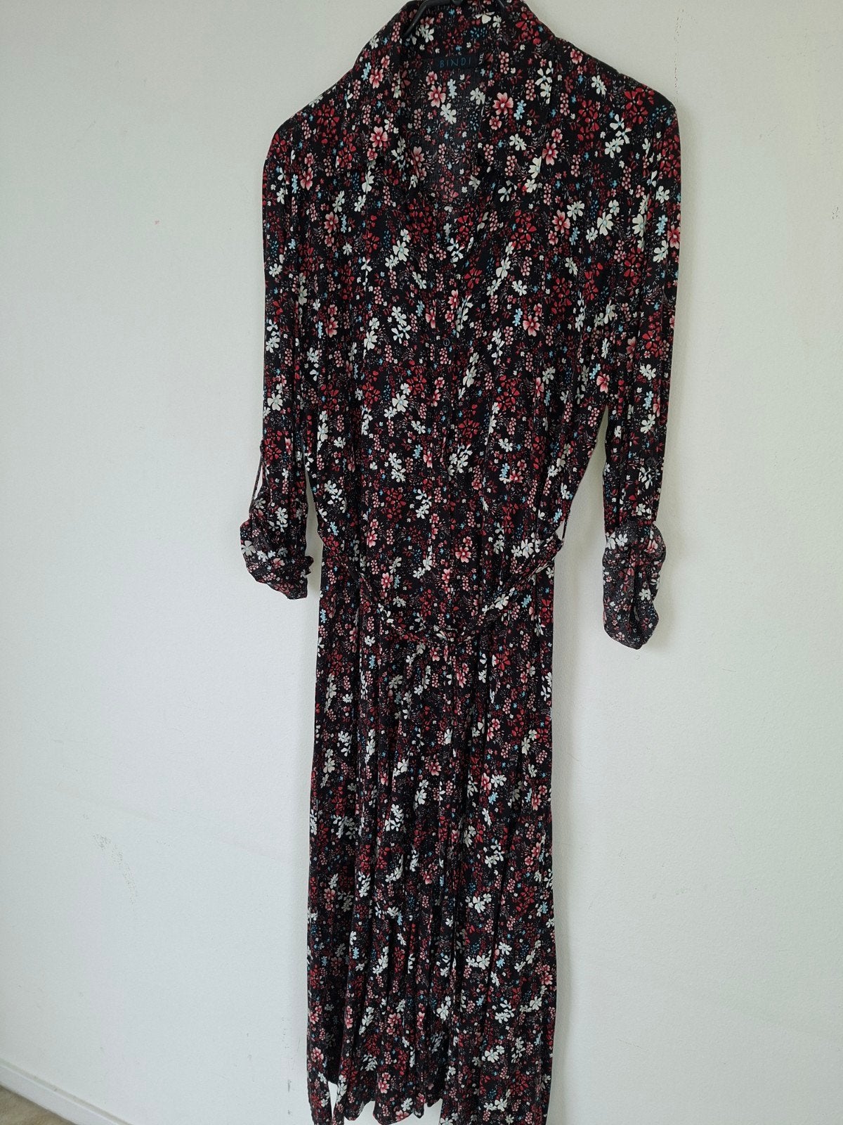 Bindi lange Jurk met bloemenprint - Maat L/XL, Kleding | Dames, Jurken, Maat 46/48 (XL) of groter, Zo goed als nieuw, Onder de knie